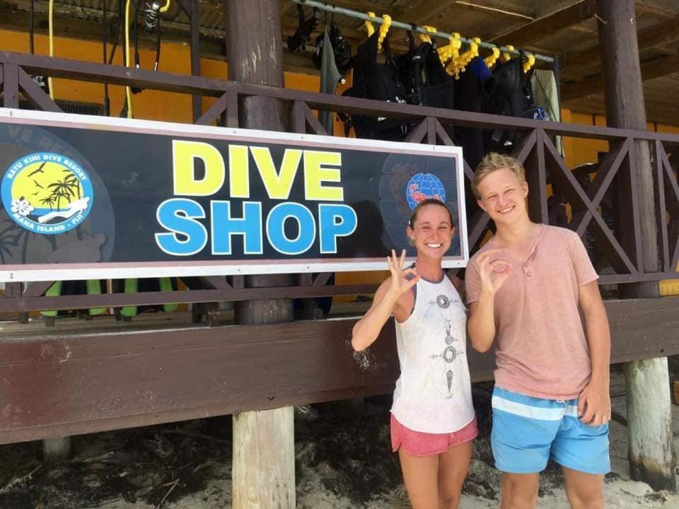 Ratu Kini Dive & Stay Mana Island Exterior photo
